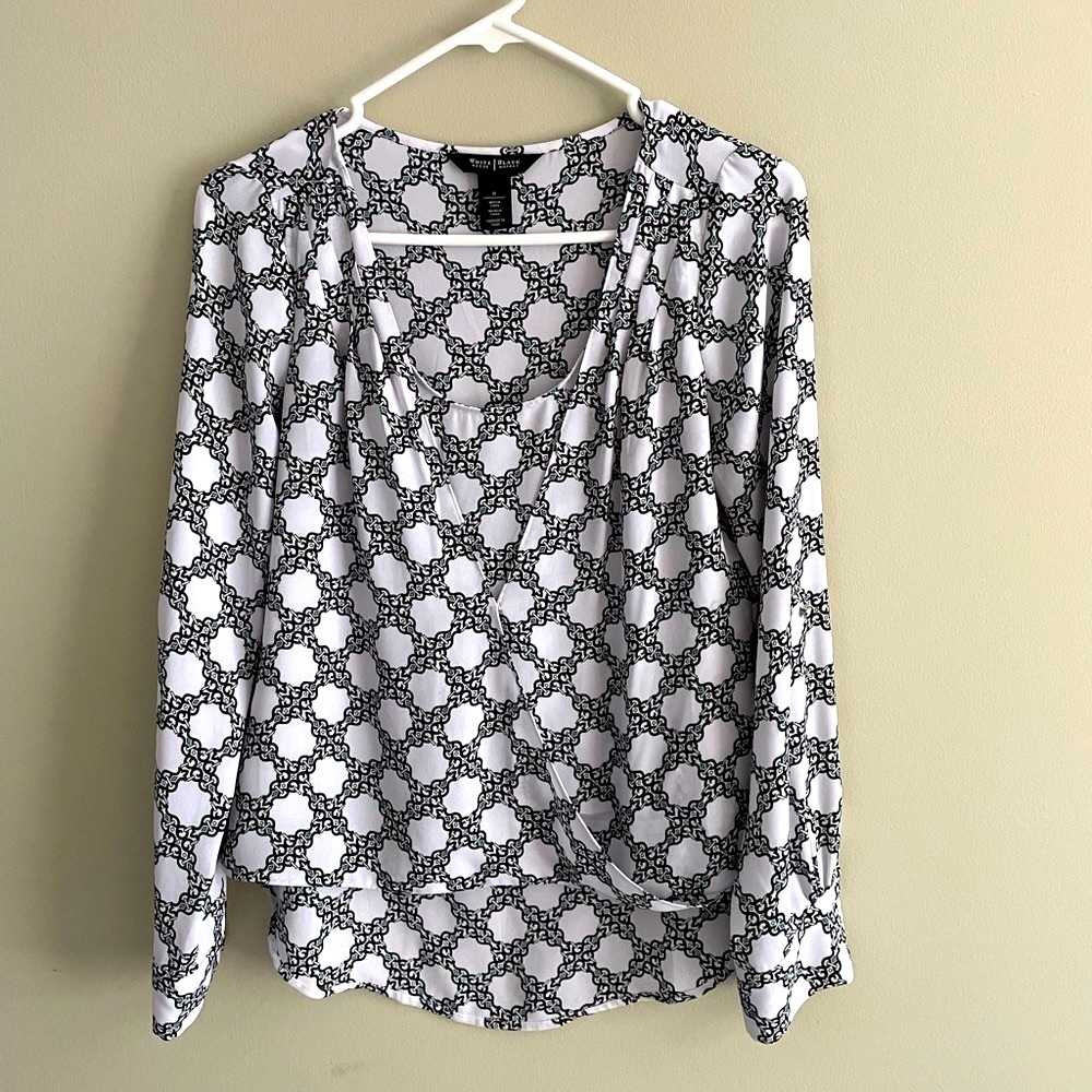 White House Black Market surpluses blouse